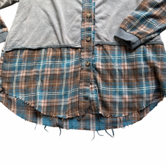 🙂Oli & Hali Layered Plaid Sweatshirt Flannel Oversized Raw Hem Grunge Smile | L - Picture 5 of 9